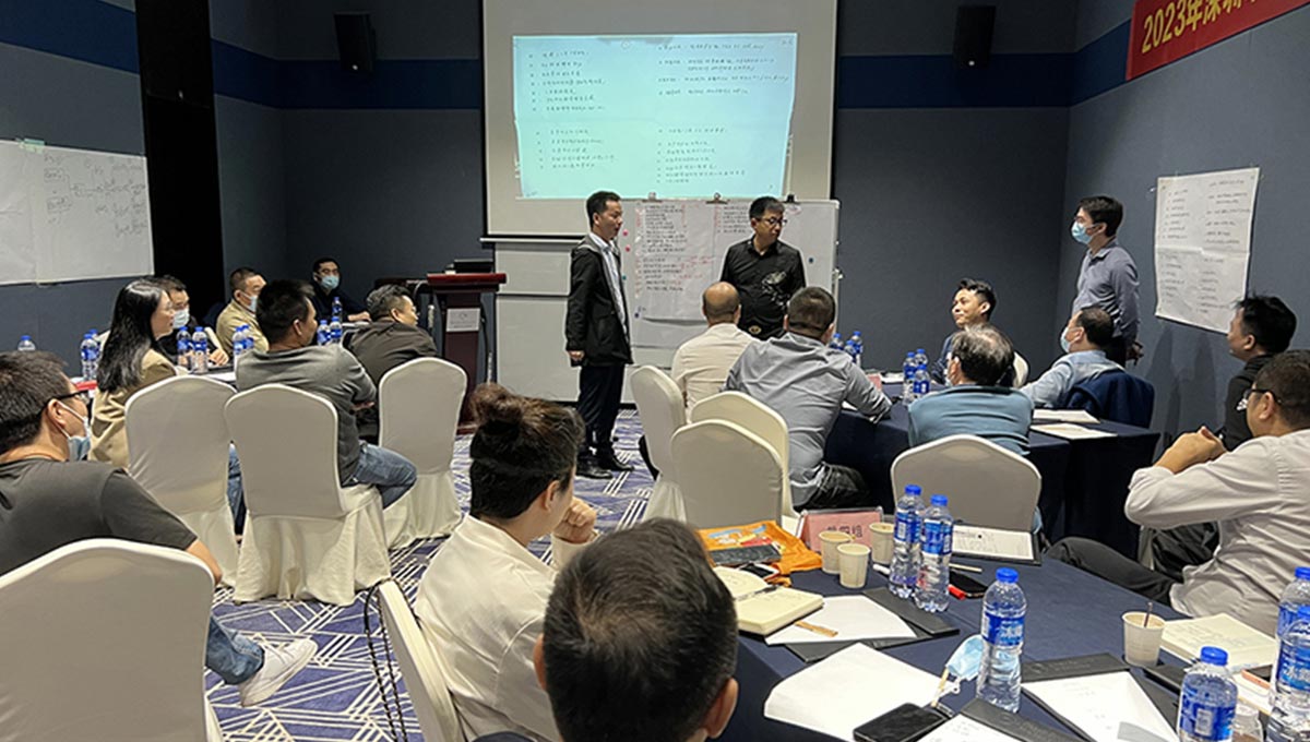 1702429487809931.jpg 展望前景02.jpg