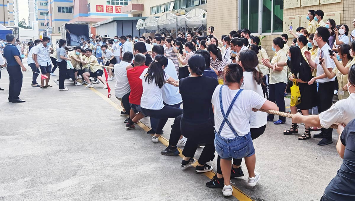 1702435754564780.jpg 第三届拔河03.jpg