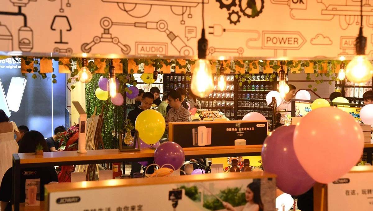 1702516154393016.jpg 传统数码08.jpg